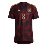 Fotballdrakt Herre Tyskland Leon Goretzka #8 Bortedrakt VM 2022 Kortermet